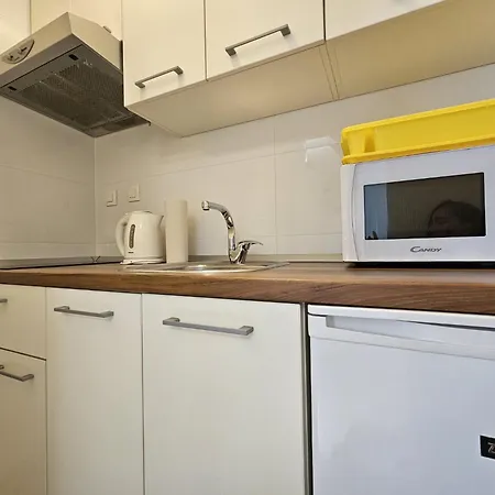 Cherry - Old Town Split