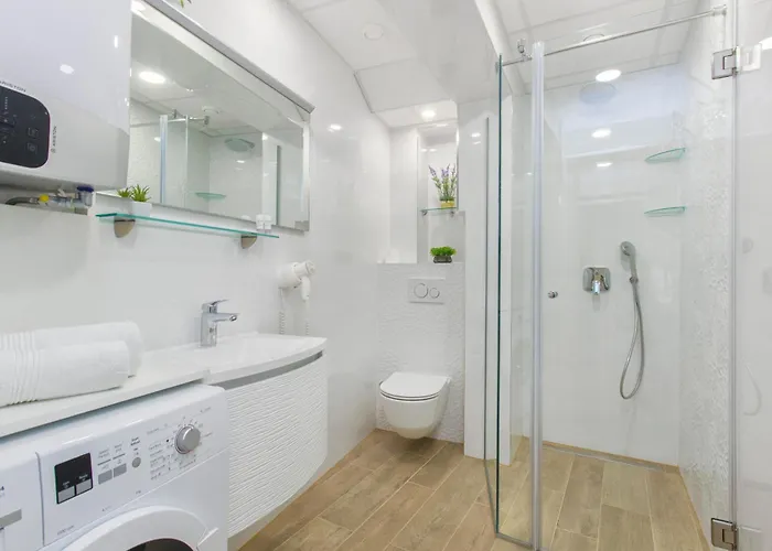 Cherry - Old Town Split