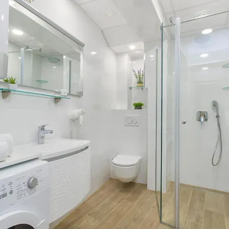 Cherry - Old Town Split